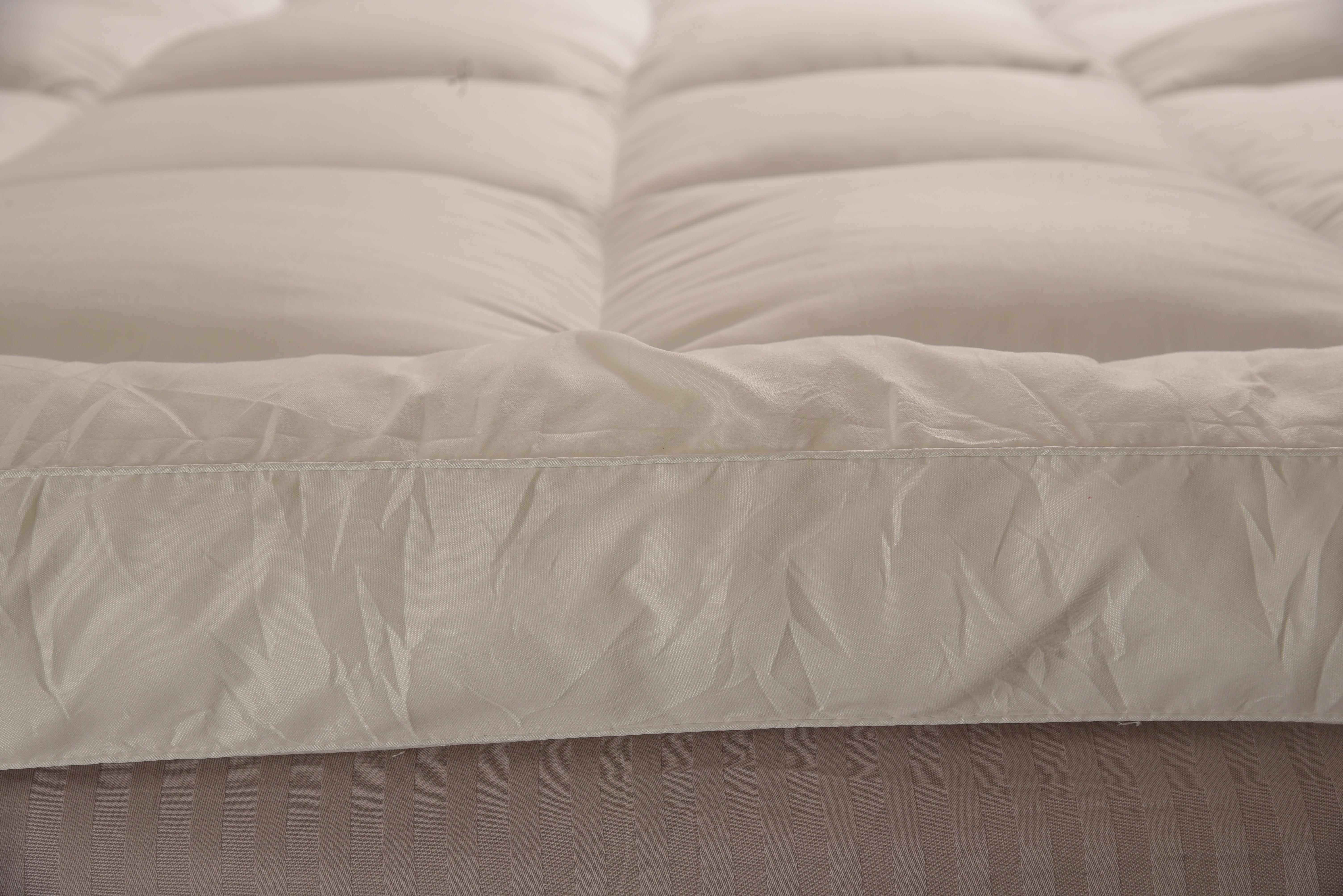 Mattress Topper 10cm Thick 1000 GSM